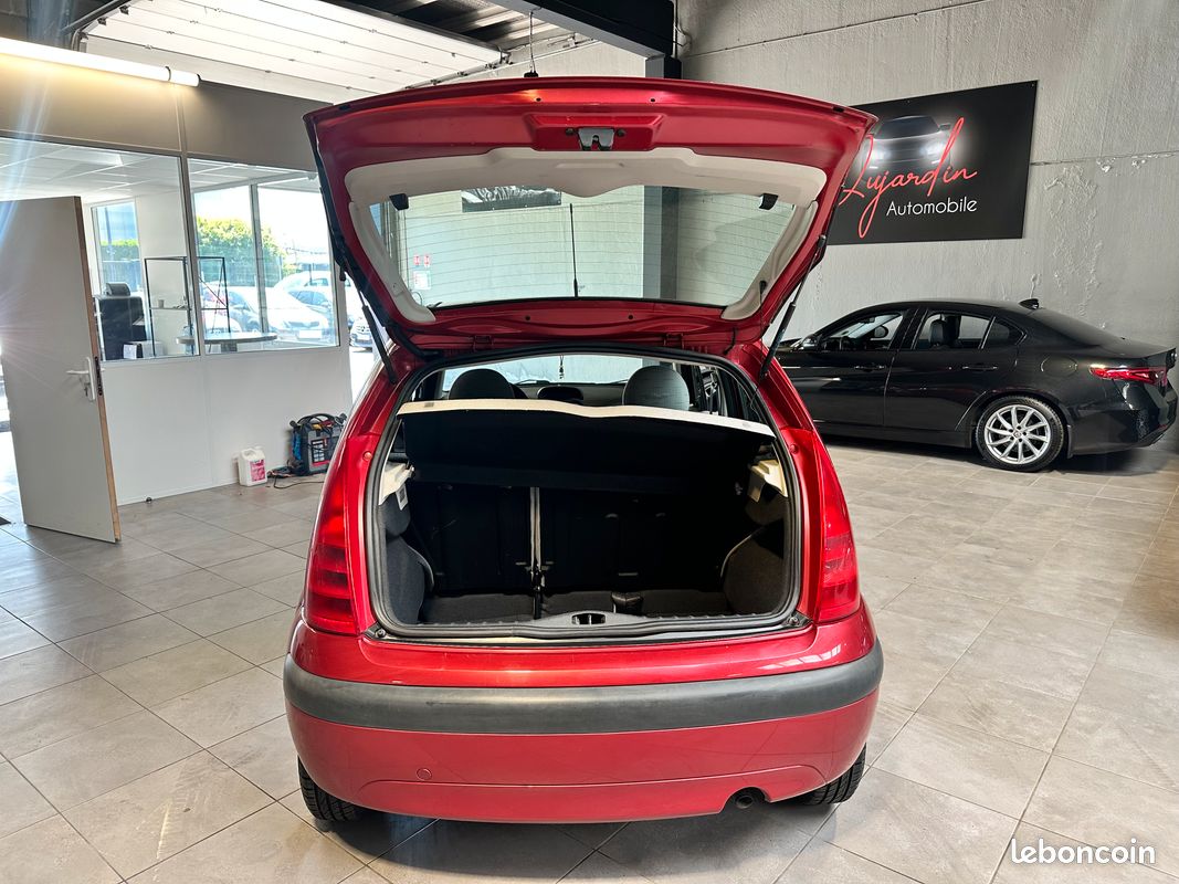 Citroen C3 1.1i 60ch Base BVM "86.736km/Suivi" (image 9)