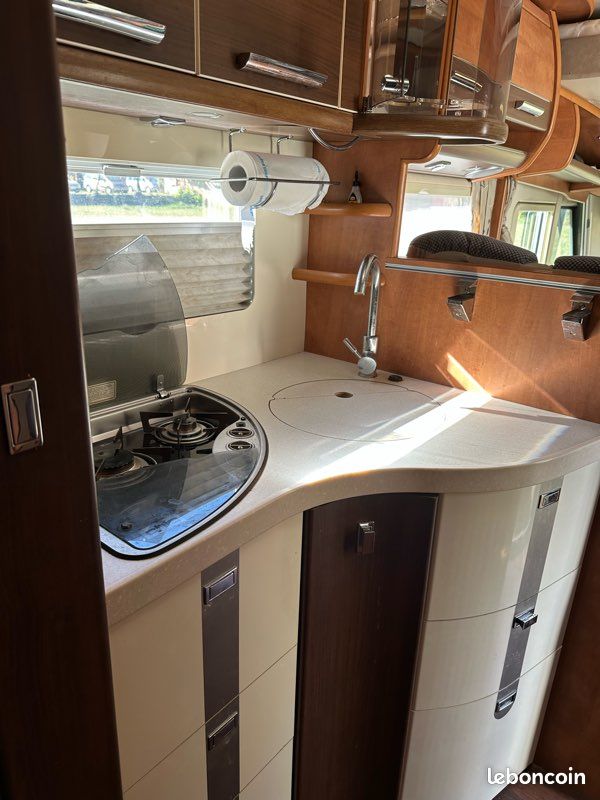 Camping car Carthago Chic C Line 47 poids lourd (image 9)