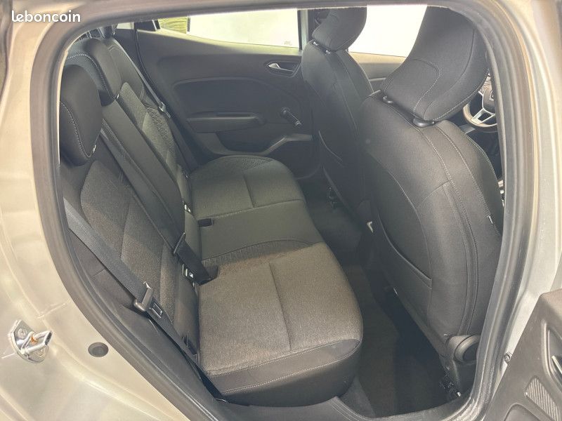 Renault CLIO V 1.5 BLUE DCI 85CH BUSINESS (image 10)