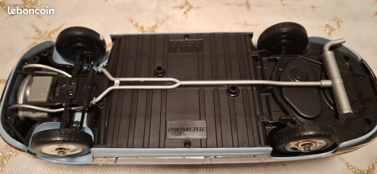 MINIALUXE PUNCH – Panhard PL 17 – Bleu Toit Crème – 1/43 – En Boîte