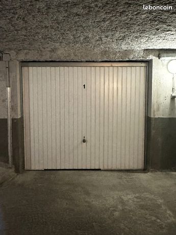 Parking/box 1 pièce LE BEAUSSET