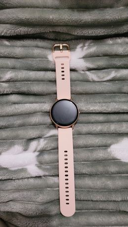 Montre connectée Femme Samsung d'occasion - Annonces montres et bijoux  leboncoin - page 8