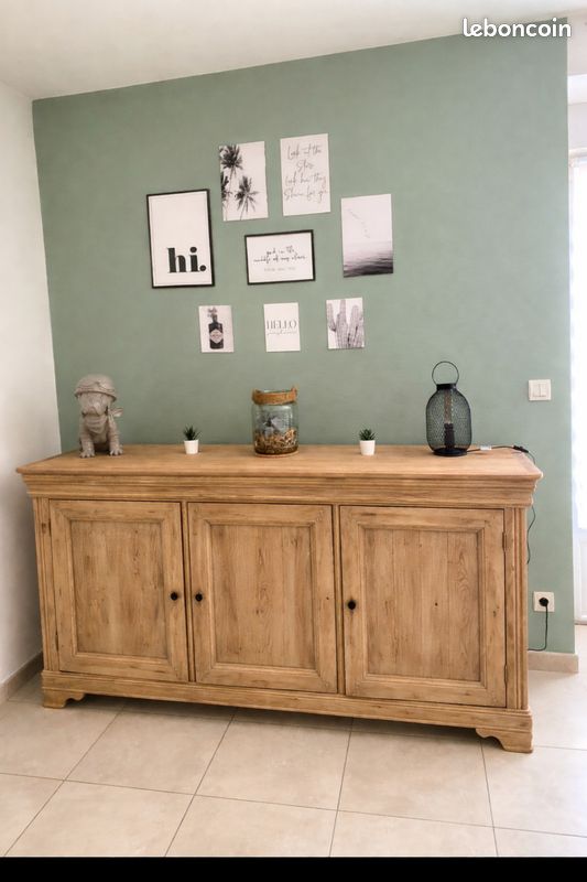 Buffet en bois massif (image 1)