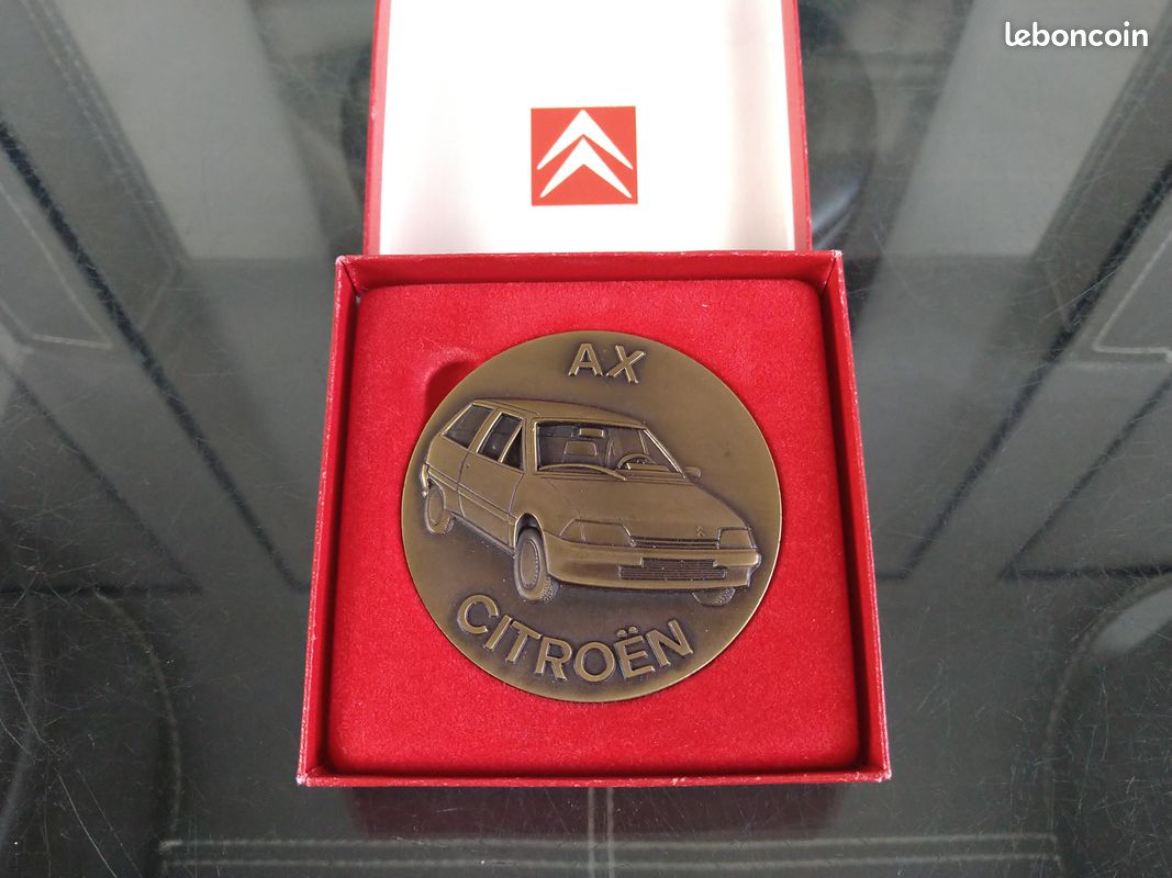 Ancienne Médaille Citroen AX 1986 en Bronze n°2 (image 2)