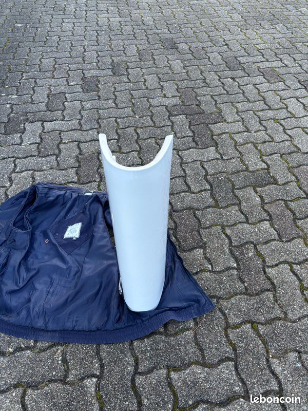 Lavabo avec robinet automatique (image 4)