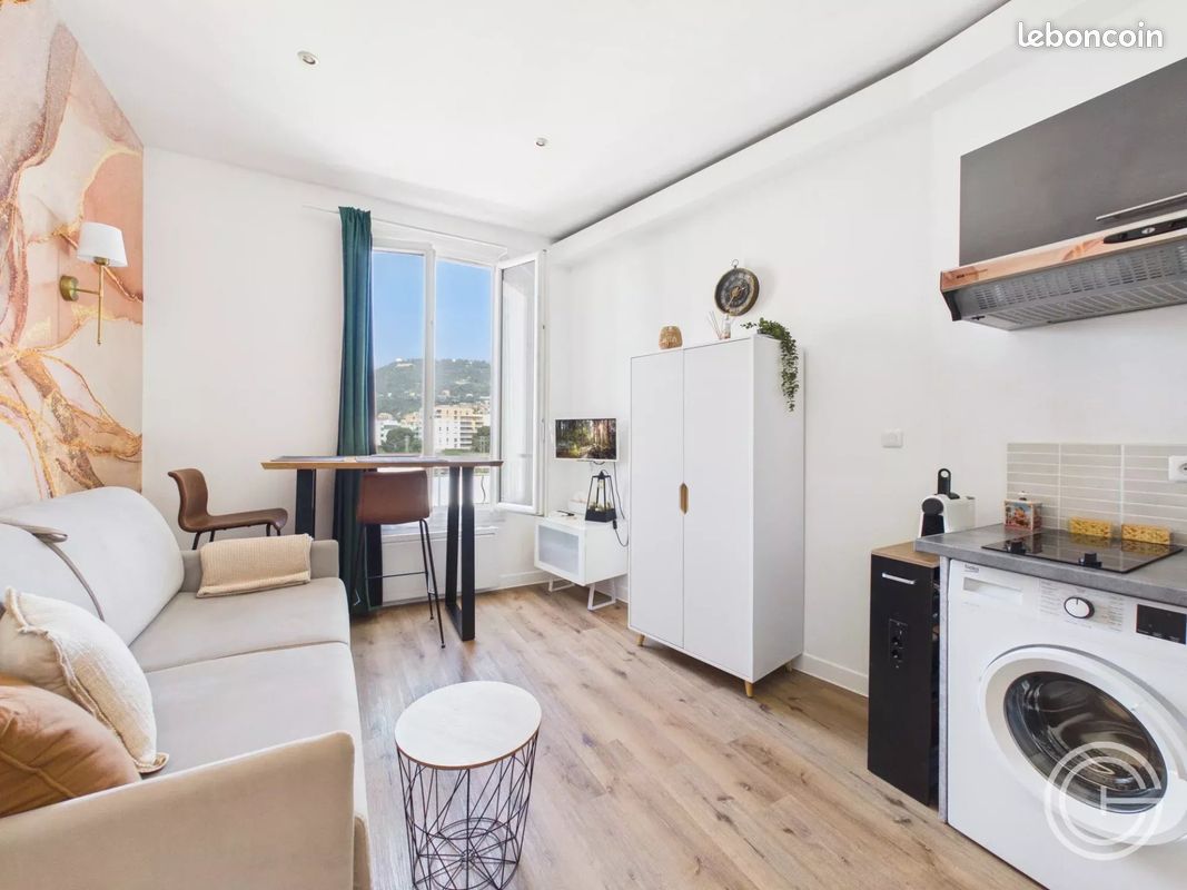 Appartement 1 pièce 15 m² · à Nice · 15 m² · 770 €/mois