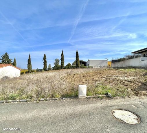 Terrain 600 m² Albi