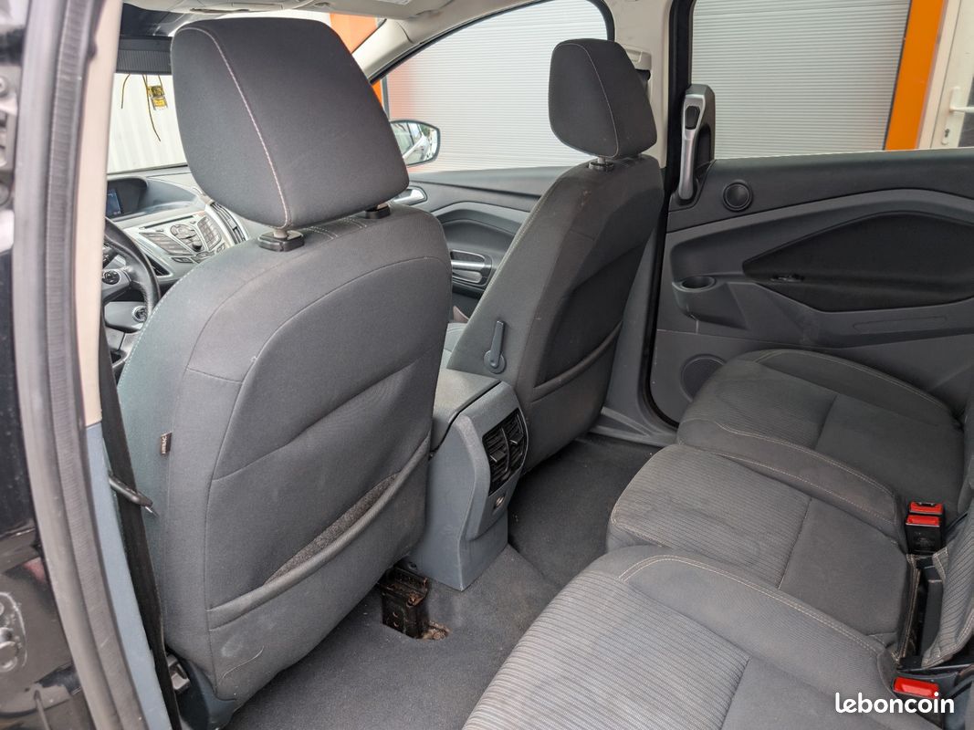 FORD C-MAX 1.6 TDCI 115 FAP SS Business Nav 7 PLACES (image 18)