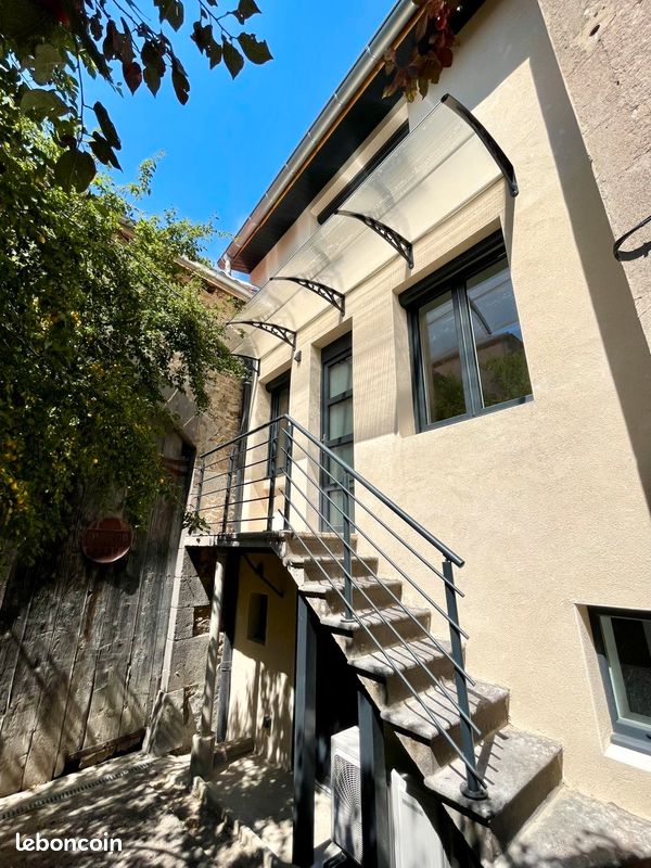Maison 2 pièces 40 m² · à Combronde · 40 m² · 520 €