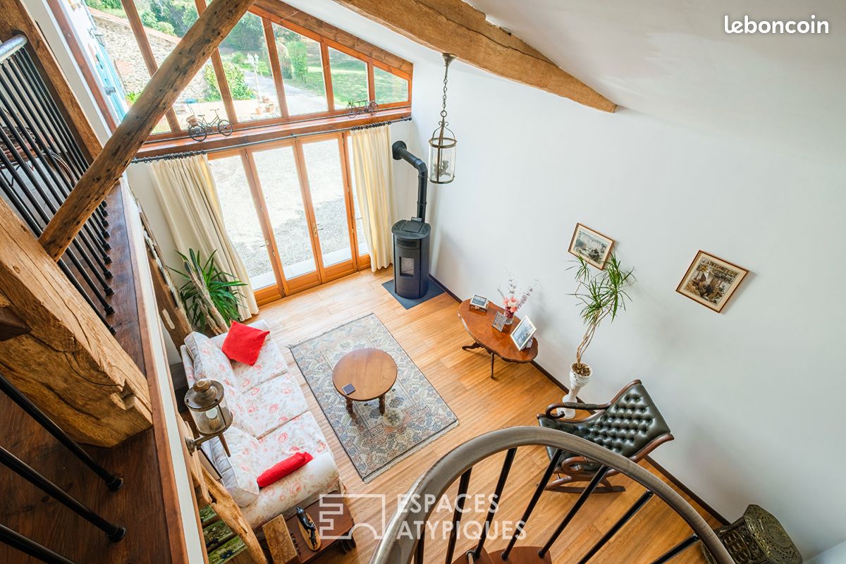 Maison 7 pièces 268 m² · à Saint-Paul-en-Gâtine · 268 m² · 280 000 €