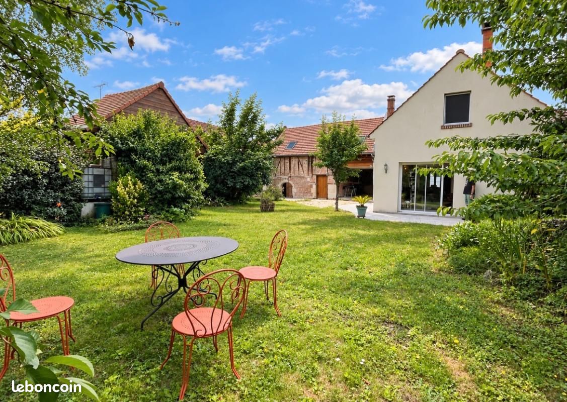 Maison 6 pièces 163 m² · à Coudun · 163 m² · 324 000 €