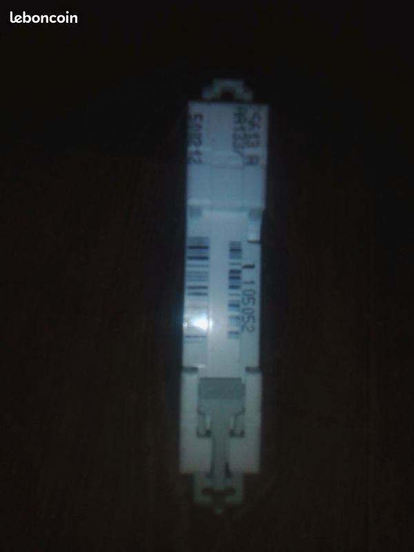 Disjoncteur (image 3)