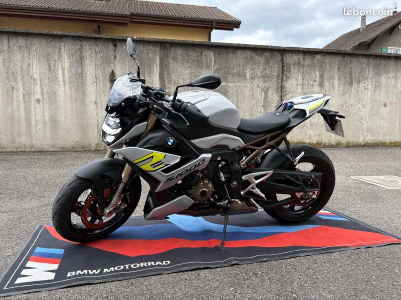BMW s1000r (image 1)