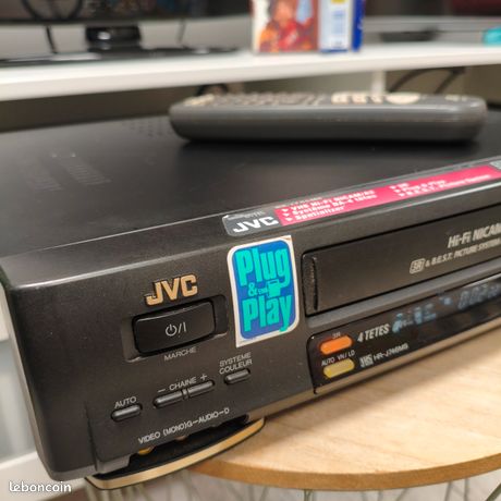 Magnétoscope JVC HR-J780MS – Hi-Fi Stéréo, 4 Têtes, Avec Télécommande – Bon état