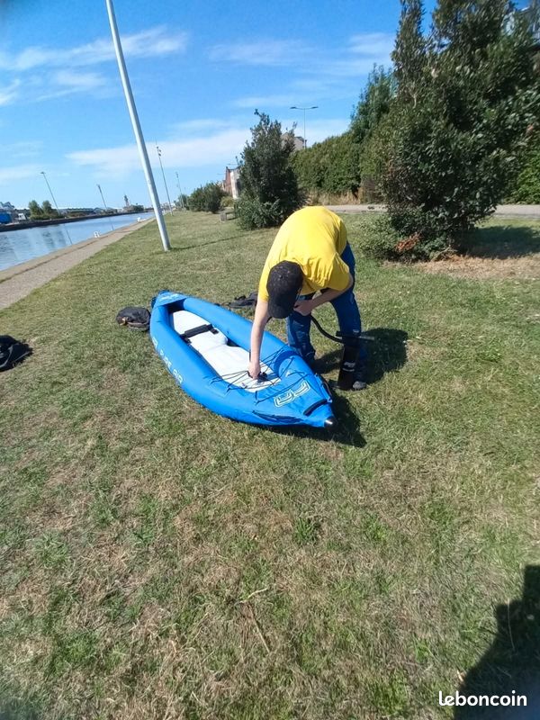 Kayak gonflable (image 1)