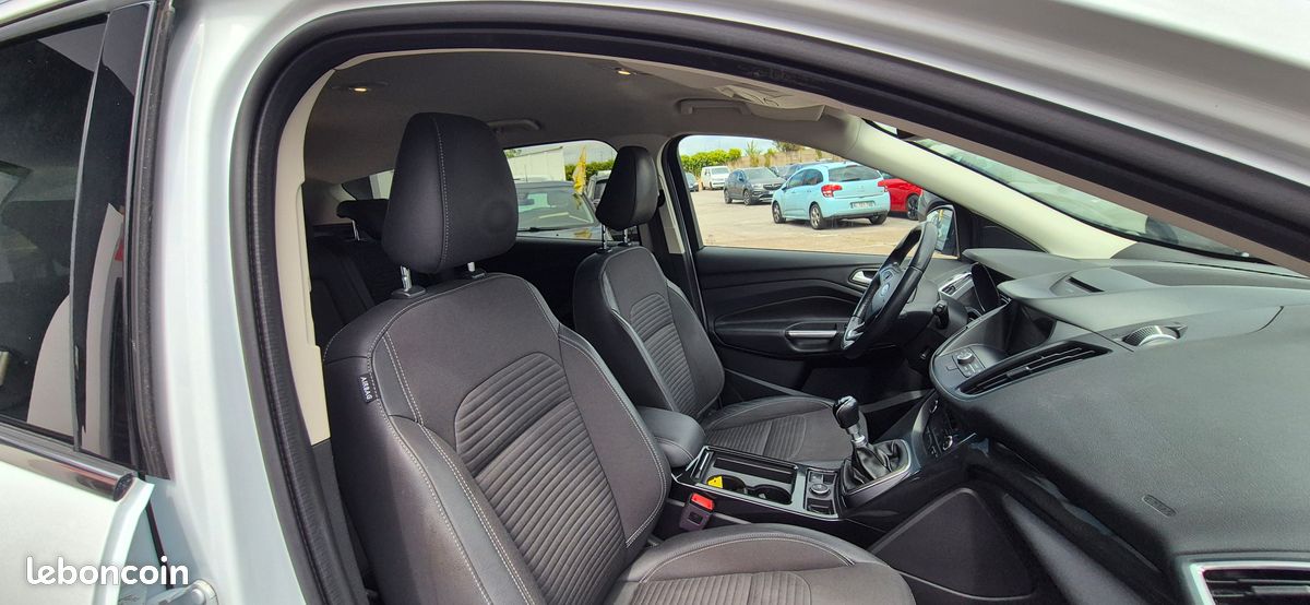 Ford kuga 1.5 tdci 120 s&s 4x2 trend (image 5)