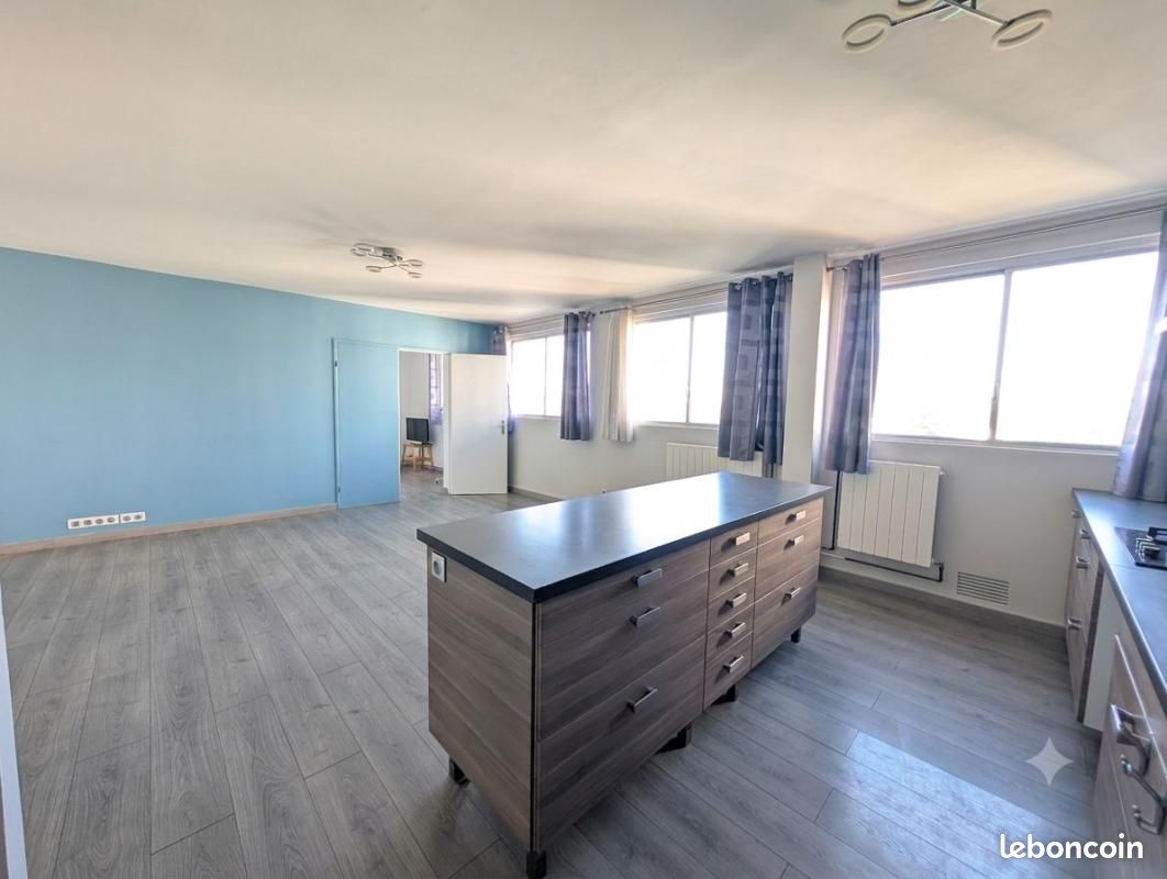 Appartement 3 pièces 70 m² · à Sucy-en-Brie · 70 m² · 190 000 €