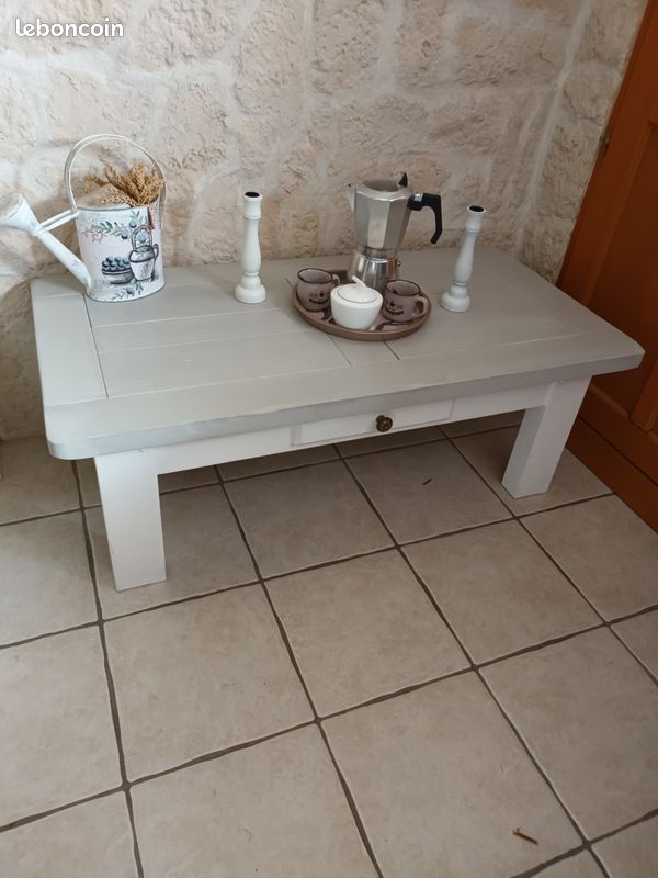 Table de salon (image 1)