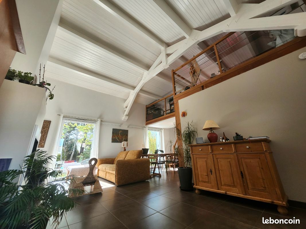 Maison 5 pièces 115 m² · à Vallet · 115 m² · 360 000 €