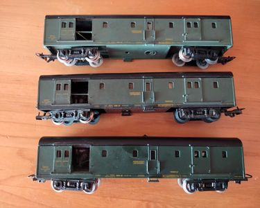 Train électrique : Wagons Fourgons à bagages JOUEF Réf 5420 HO - Modélisme Train électrique : Wagons Fourgons à bagages JOUEF Réf 5420 HO - Modélisme