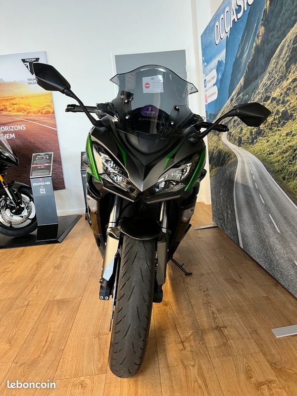 Kawasaki Z1000 Kawasaki Tourer 1000 Z1000sx Usata Kawasaki Z 1000