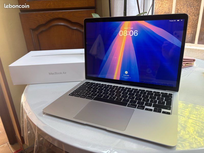 MacBook Air 2021 512go (image 1)