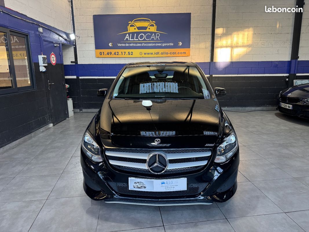 MERCEDES CLASSE B 180 d Intuition (image 2)