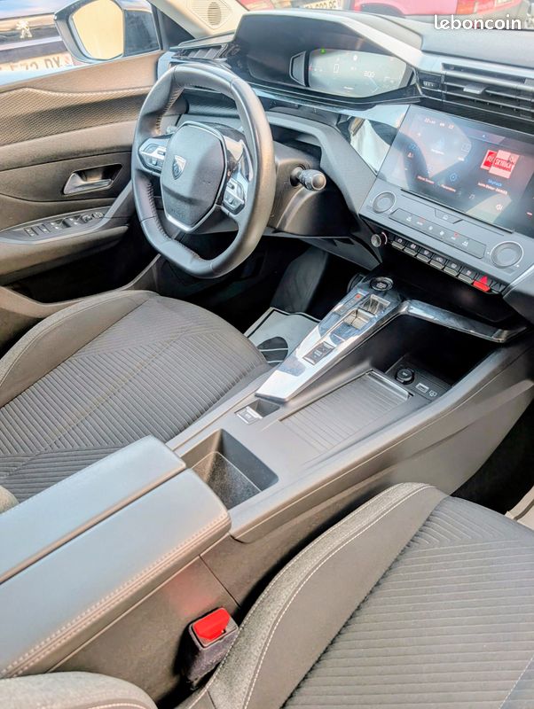 Peugeot 308 iii p5 sw bluehdi 130ch s&s eat8 active pack (image 5)