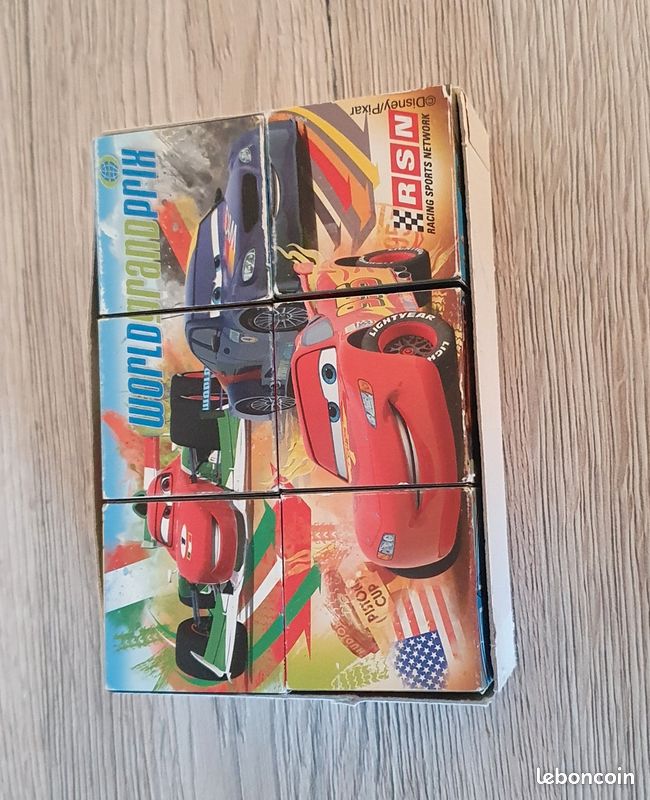 Puzzle cube cars (image 1)