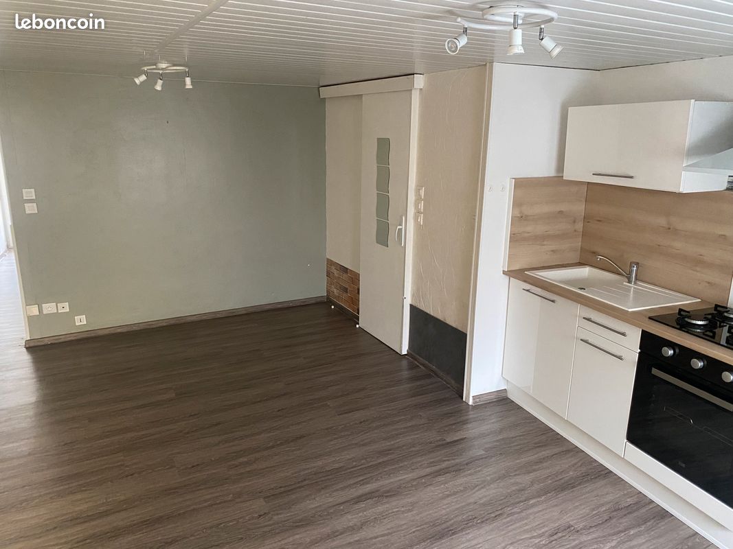 Maison 2 pièces 45 m² · à Issoudun · 45 m² · 470 €/mois