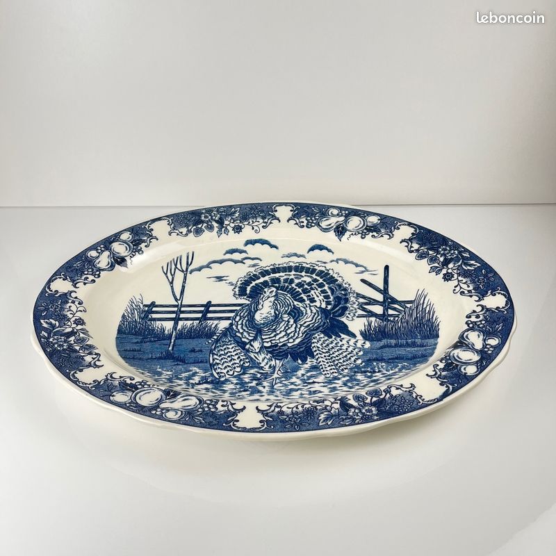 Grand Plat De Présentation Ovale En Faïence Blanche - Années 1950 - Très Bon état