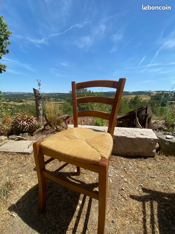 Chaise en bois massif et paille (image 2)