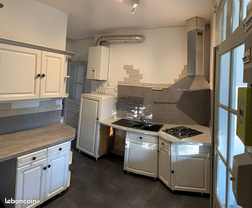 Appartement 3 pièces 55 m² · à Varennes-Vauzelles · 55 m² · 650 €/mois