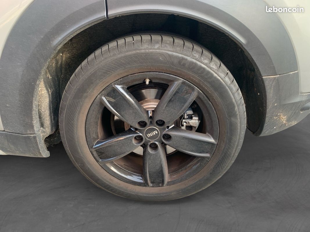 MINI COUNTRYMAN F60 LCI Countryman 125 - 95 ch ALL4 BVA6 Cooper SE Edition Premium Plus (image 18)