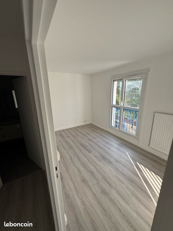 Appartement 3 pièces 79 m² · à Argenteuil · 79 m² · 1 400 €