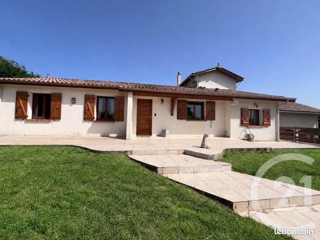 Maison 8 pièces 159 m² · à La Sauve · 159 m² · 389 500 €