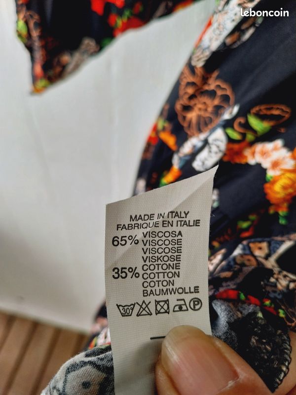 Robe bohème chic oversize noire (image 4)