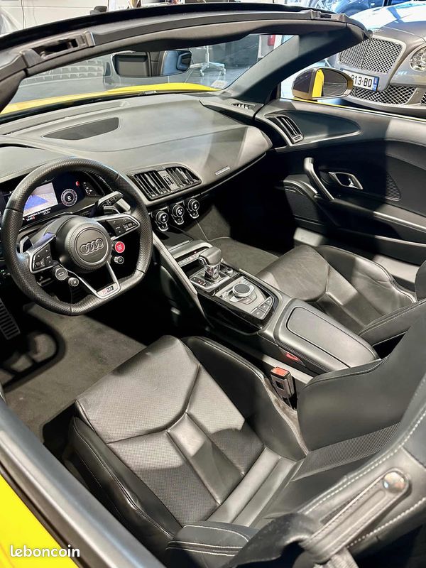 Audi r8 v10+ spyder 610 cv (image 14)