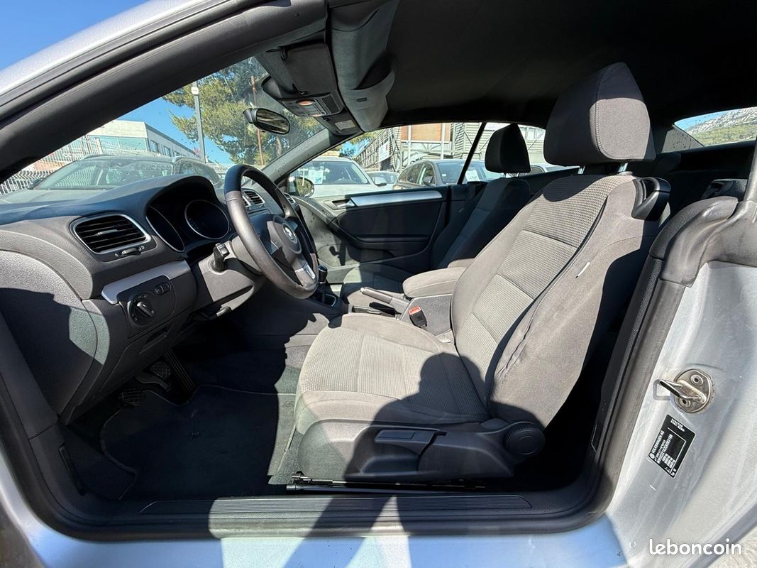 Volkswagen GOLF VI CABRIOLET 1.2 TSI 105CH BLUEMOTION TECHNOLOGY (image 7)