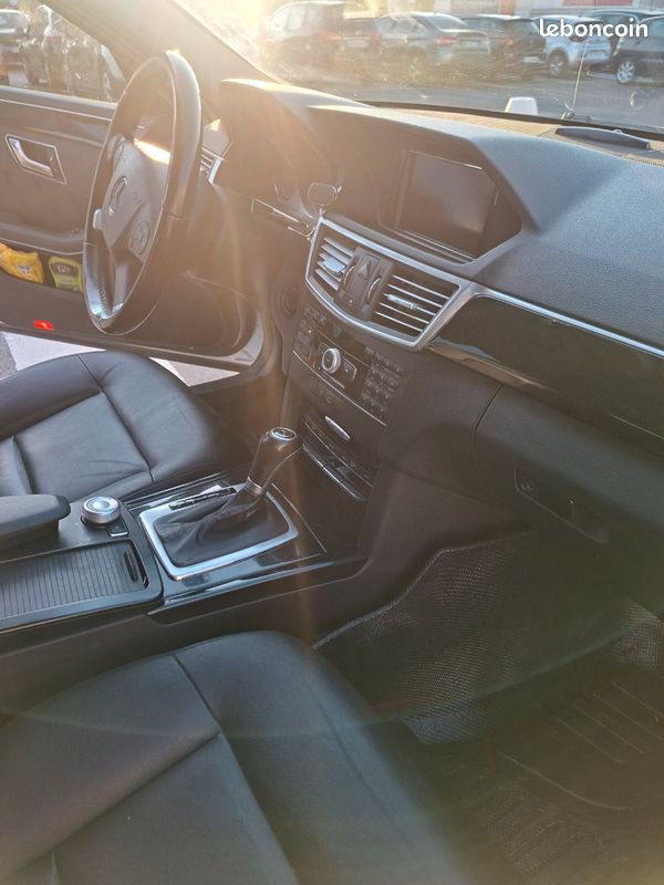 Mercedes benz (image 2)