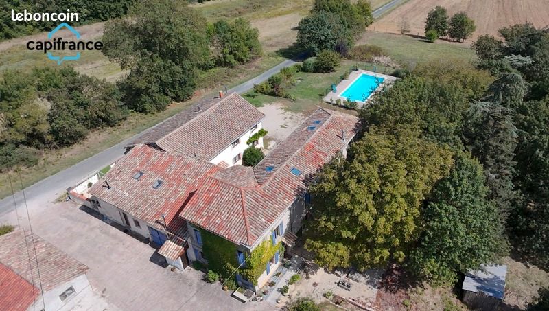 Maison 13 pièces 450 m² · à Salvagnac · 450 m² · 515 000 €
