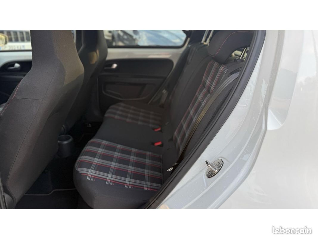 VOLKSWAGEN UP 1.0 TSI BlueMotion 115cv GTI Boite 6 (image 14)