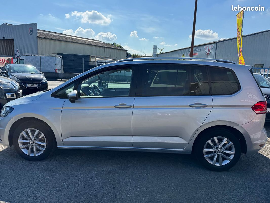 Volkswagen touran (image 3)