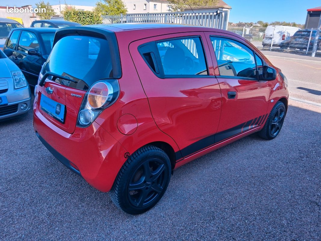 Chevrolet Spark 1,00 68 Chx 4 Chx 1er Main (image 4)