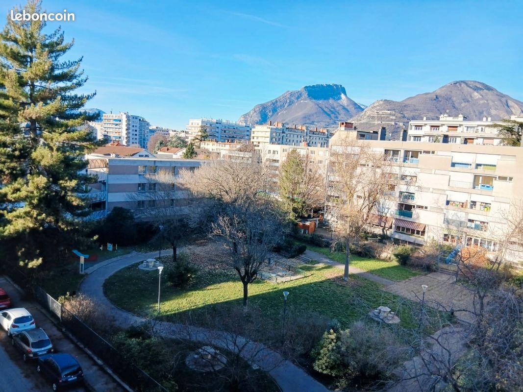 Appartement 2 pièces 43 m² · à Grenoble · 43 m² · 673 €