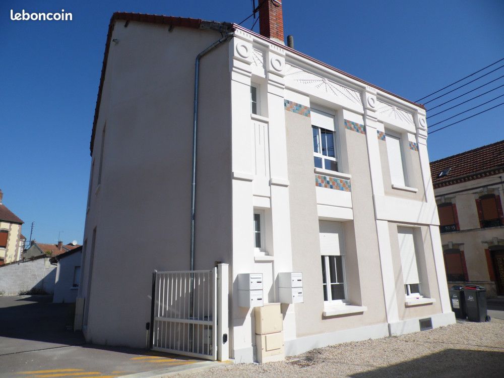 Appartement 3 pièces 77 m² · à Romilly-sur-Seine · 77 m² · 555 €/mois