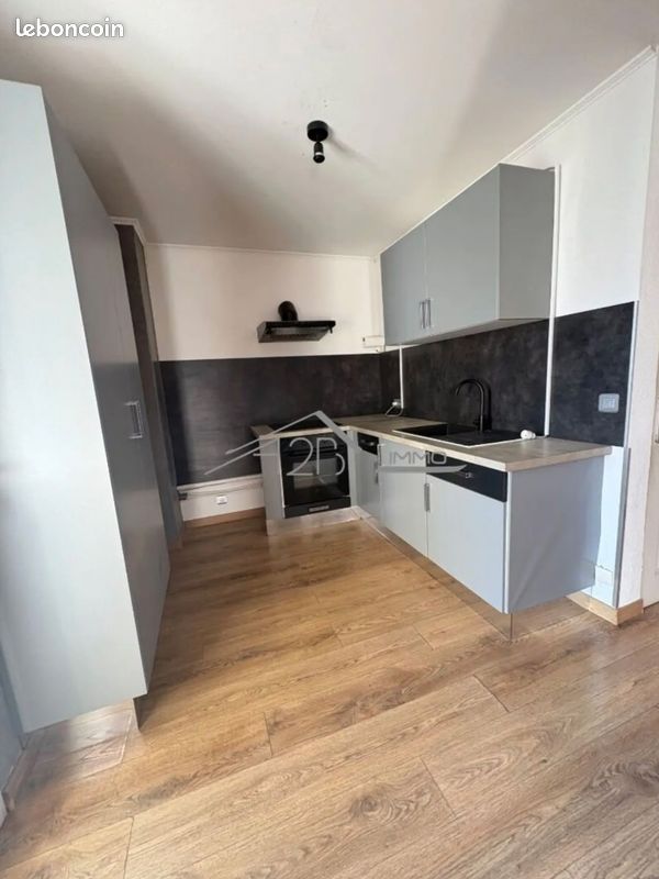Appartement 3 pièces 59 m² · à Bastia · 59 m² · 630 €