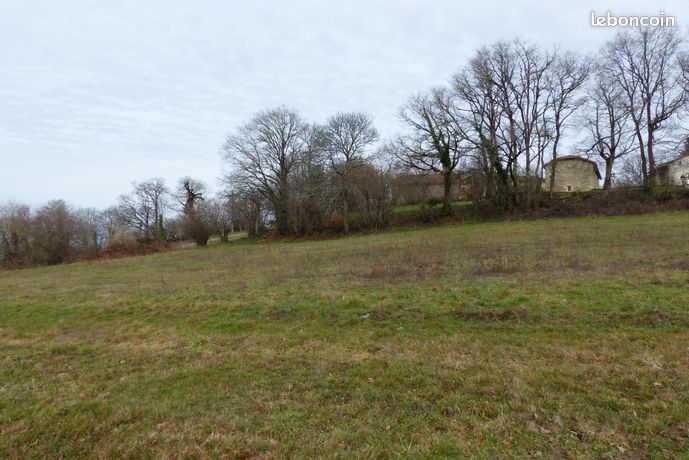 Terrain de 4075 m2 avec CU (Latronquière - LOT) - (Option - terrain agricole mitoyen en vente)