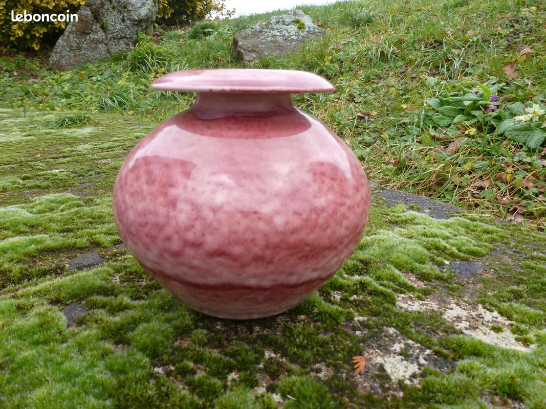 Vase boule rose émaillé (image 3)