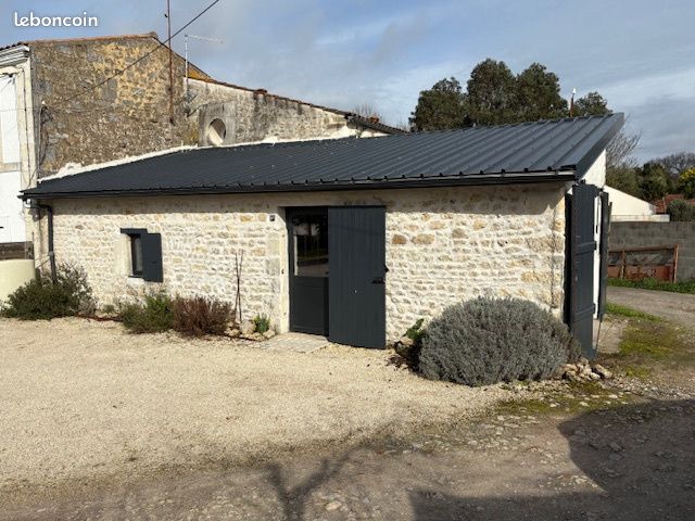 Parking/box Vergeroux (image 1)